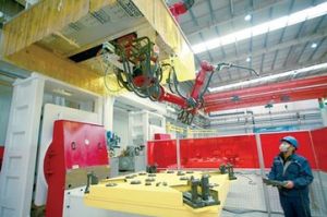 Ŭ�������߶������I(l��ng)����ĸ�(j��ng)��(zh��ng)���͇�(gu��)�HԒ�Z��(qu��n)